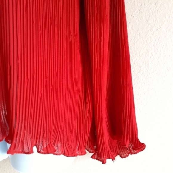 Nanette Lepore Long Sleeves Square Neckline Micropleat Blouse Sz/4 - Picture 10 of 13